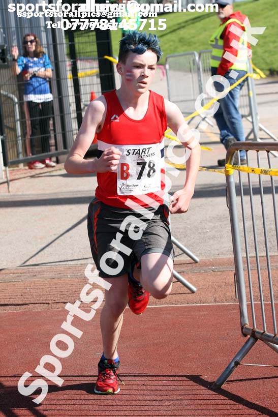 Boys under-15s  Northern 3 Stage Road Relay, SportsCity, Manchester. Photo: David T. Hewitson/Sports for All Pics